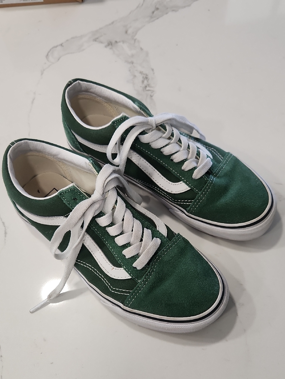 Vans Low Old Skool Sneakers - Green with White Stripe